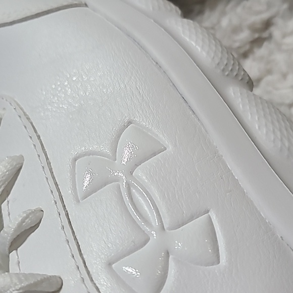Under Armour White Sneakers - Picture 8 of 8